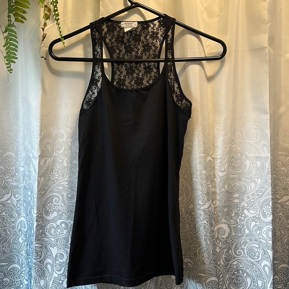 Ardene basic collection black w lace accents tank top